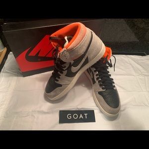 AIR JORDAN 1 RETRO HIGH OG ’NEUTRAL GREY’